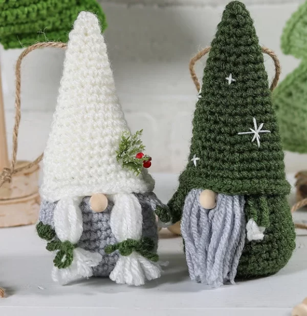 Cute and Free Gnome Crochet Amigurumi Pattern