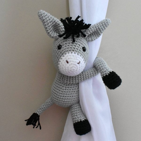 Learn How to Crochet Donkeys with Easy Tutorials