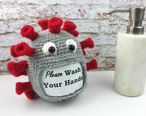 shaping and stuffing virus Amigurumi toys