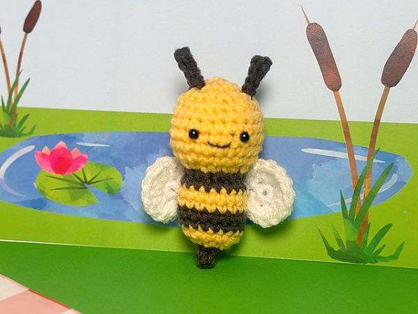 Tiny Little Bee Amigurumi Crochet Pattern