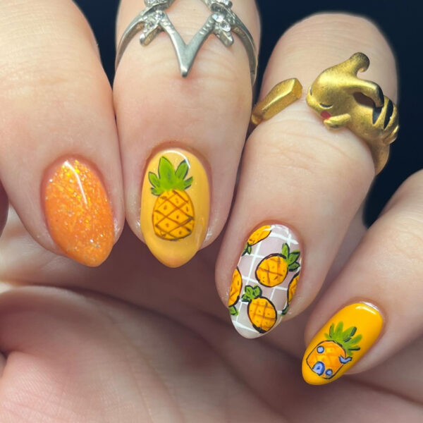 Summer Pineapple Nails