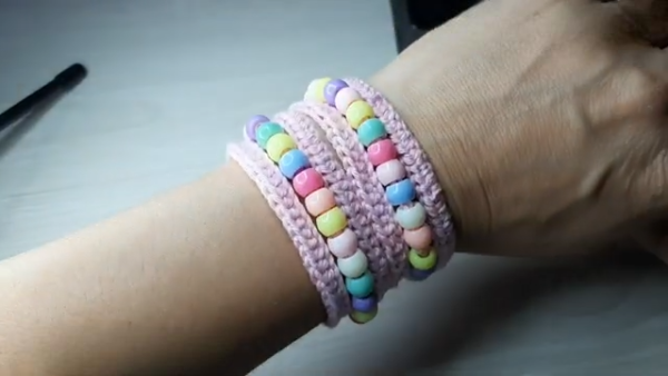 Make Your Own Friendship Crochet Bracelet Patterns