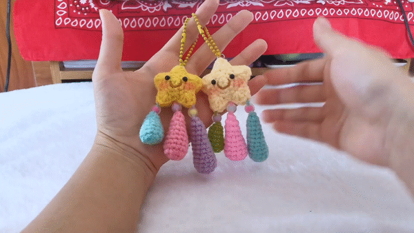Crochet Shooting Star Keychain Pattern