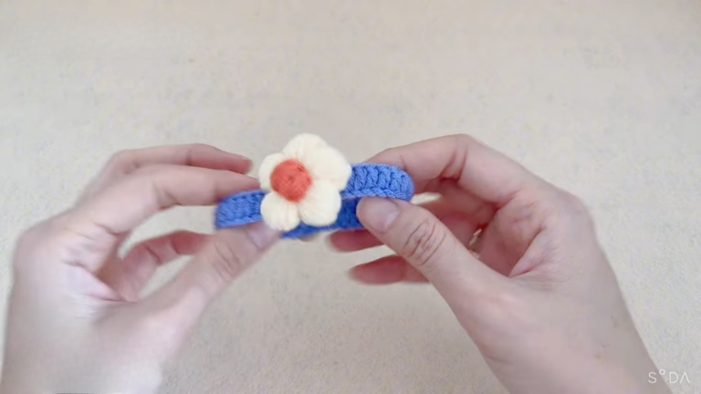 Cozy Crochet Bloom Pet Collar Pattern For Beginners