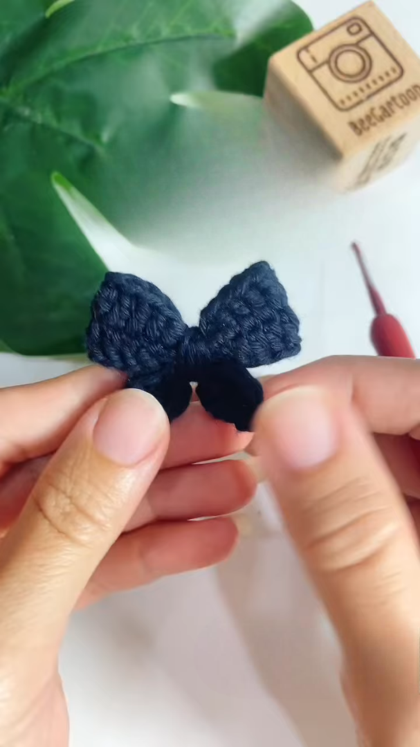 Crochet Kawaii Mourning Bow Cute Amigurumi Pattern