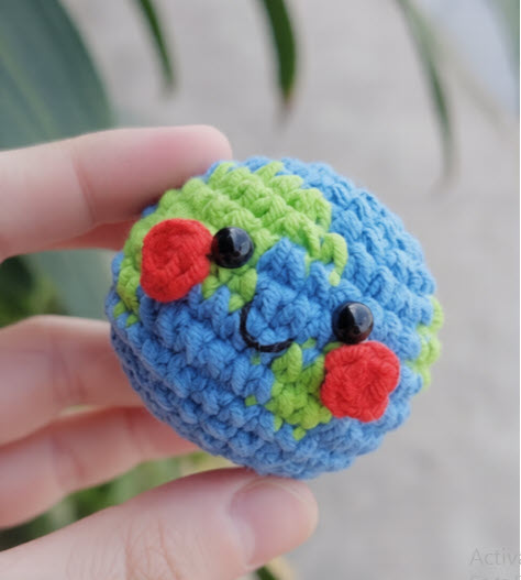 Awesome Crochet Little Earth Amigurumi Globe Pattern & Mini Earth Plush Beginners