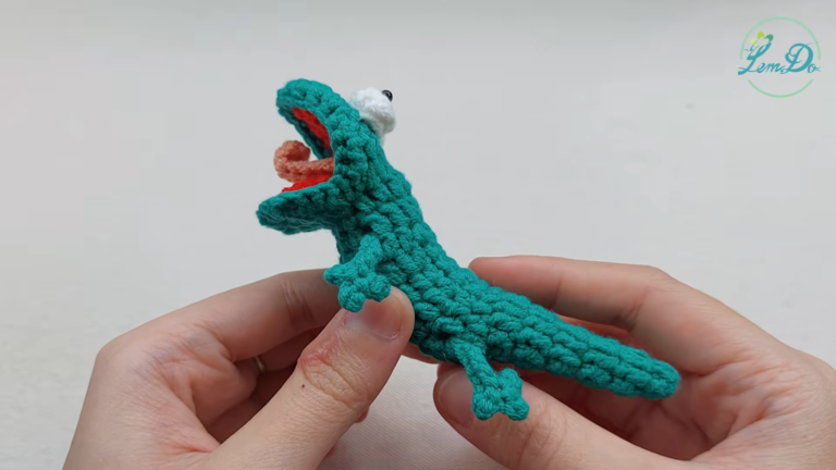 Crochet Meme Lizard Amigurumi The Funniest Open Mouth Plush Pattern for Beginners