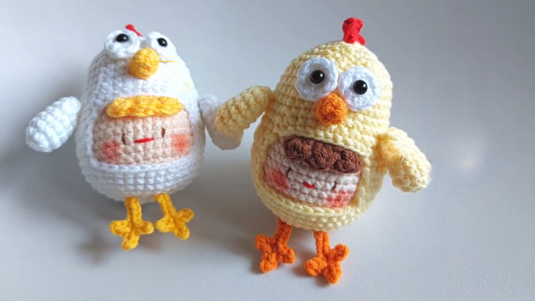 Crochet Chicken Plush Hen with Belly Panel Amigurumi Pattern