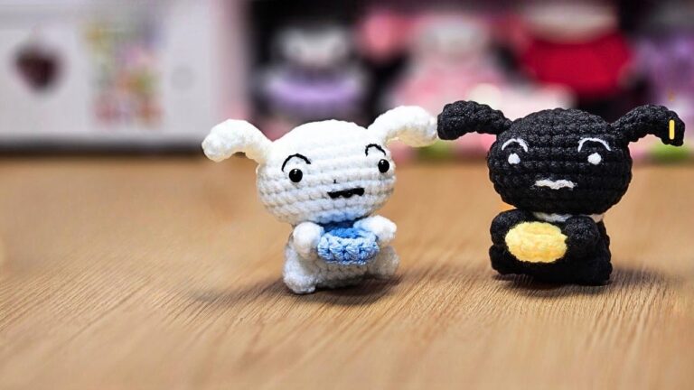 Crochet Shiro Shinchan’s Dog Black and White Keychain Amigurumi Pattern