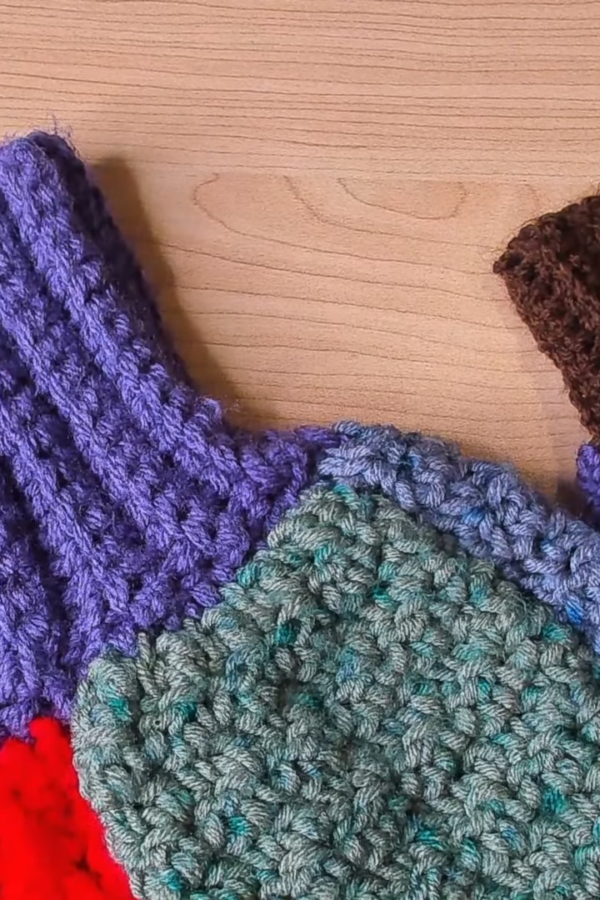 Gorgeous Crochet Sleeve Cuffs to Upgrade Your Outfits Free Patterns