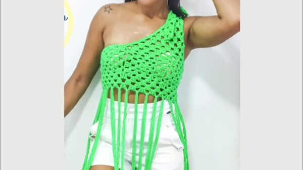 Street Style Crochet One-Shoulder Crop Top – Trendy Summer Collection