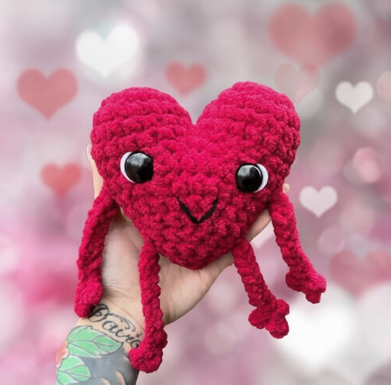 Crochet Heart With Legs Free Valentine's Day Amigurumi Pattern for Beginner