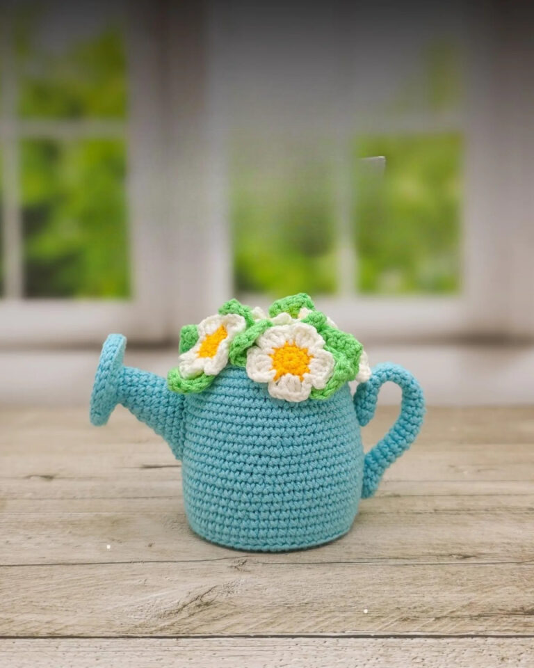 Crochet Watering Can Blooming Daisy Pattern Easy Beginner Spring Decor