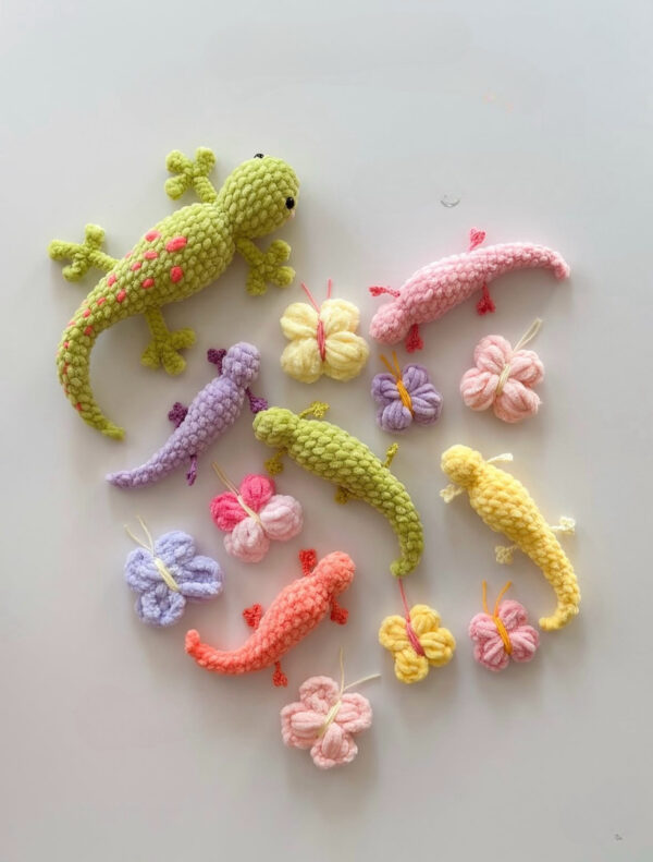 Handmade Pastel Gecko & Butterfly Crochet Set | Rainbow Kawaii Plush