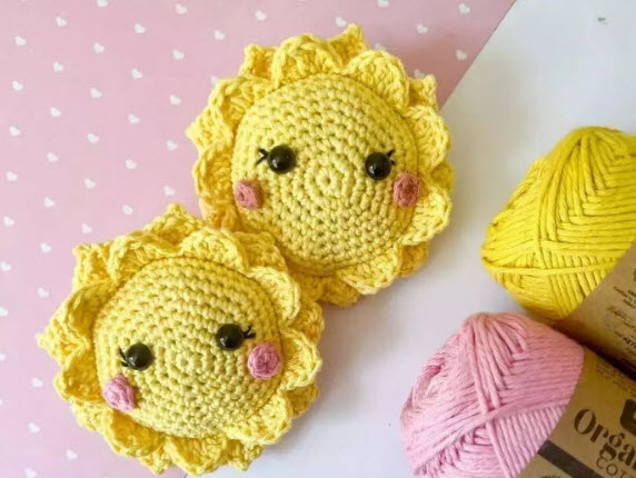 Natural Crochet Sunshine Face Amigurumi Pattern with Instructions