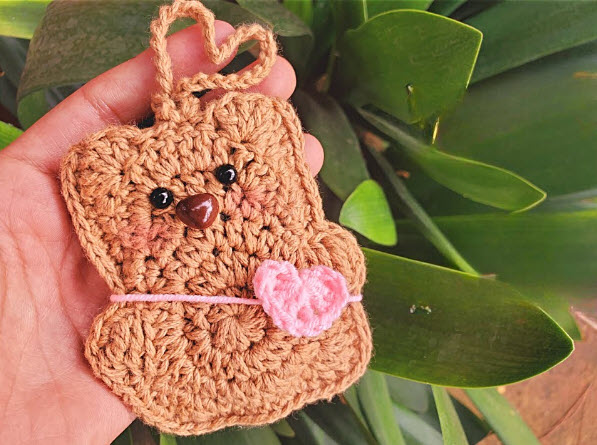 Crochet Bear Coin Pouch Pattern for Trendy Style