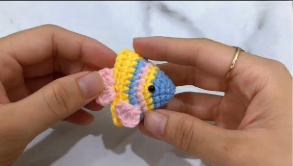 Crochet Tropical Fish Amigurumi Pattern for Marine Life Lovers