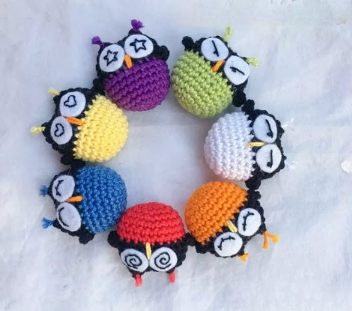 Crochet Owl Amigurumi Pattern with Colorful Plumage