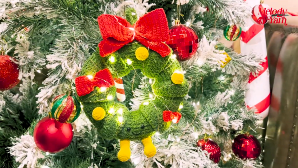 Crochet Christmas Wreath Pattern for Front Door Displays