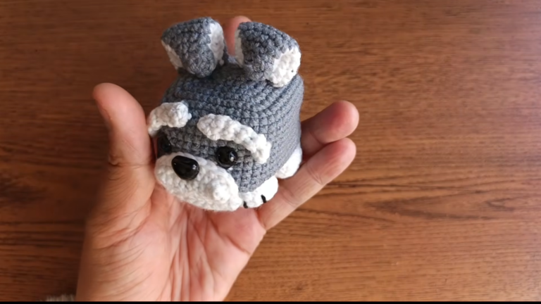 Crochet Schnauzer Dog Amigurumi Pattern for Lovely Finishes