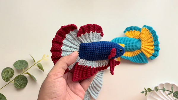 Crochet Betta Fish Amigurumi Pattern with Flowing Fins 