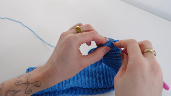 Crochet Gingham Shorts Pattern with Two Tone Design