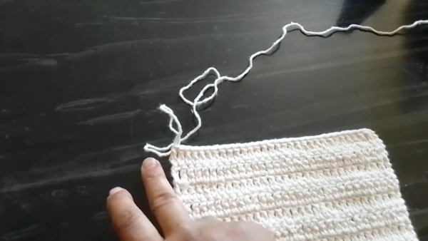 Crochet Leg Bag Finishing the Panel Edge
