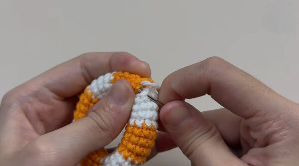 Crochet Shark Keychain Amigurumi Pattern for Perfect Gifts