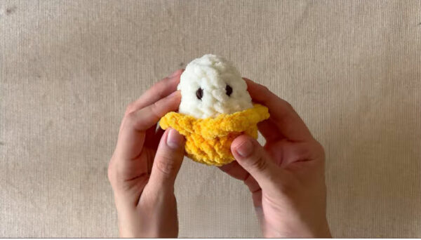 Free Crochet Banana Keychain Amigurumi Pattern