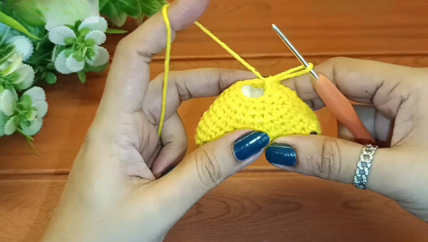 Free Crochet Chicken Keychain Amigurumi Pattern For bags