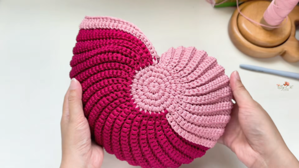 Free Crochet Shell Stitch Bag Pattern to Try Today