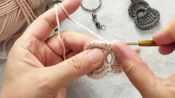 Shaping small flower petal with hook