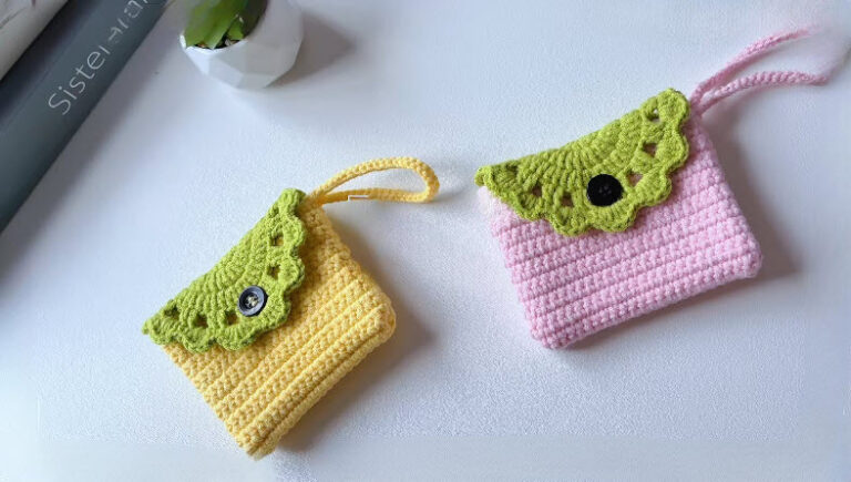 Small Mini Crochet Bag Pattern with textured stitch design