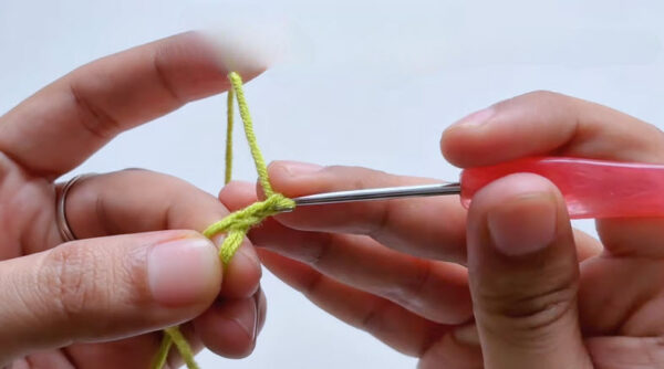 Working double crochet stitches into magic ring