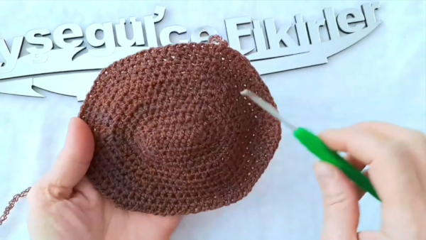 Finished brown disc for the crochet sunflower wall hanging