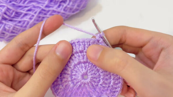 Continuing the round on the flat purple circle.