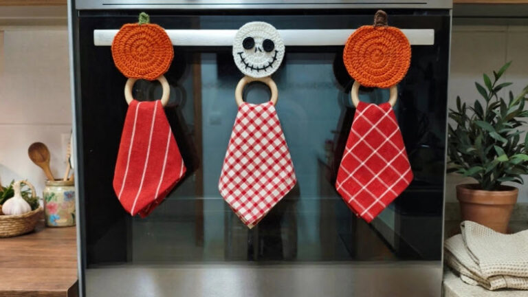 Crochet Halloween Kitchen Towel Holder Pattern