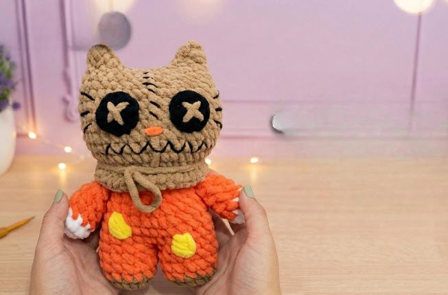 Crochet Halloween Kitty Amigurumi With Drawstring Neck